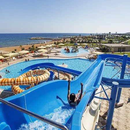 Noah's Ark Deluxe Hotel Vokolidha