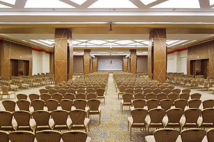 Noah's Ark Deluxe Hotel 5*