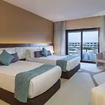 Noah's Ark Deluxe Otel