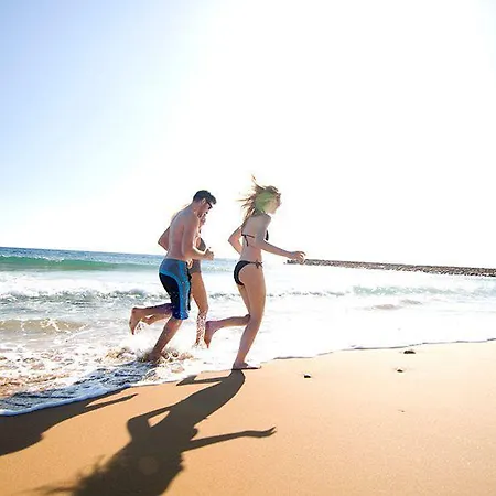 Noah's Ark Deluxe Szálloda