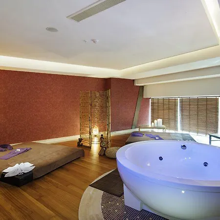 Noah's Ark Deluxe Szálloda 5*